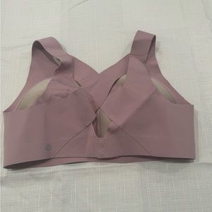 Lululemon sports bra 38d
